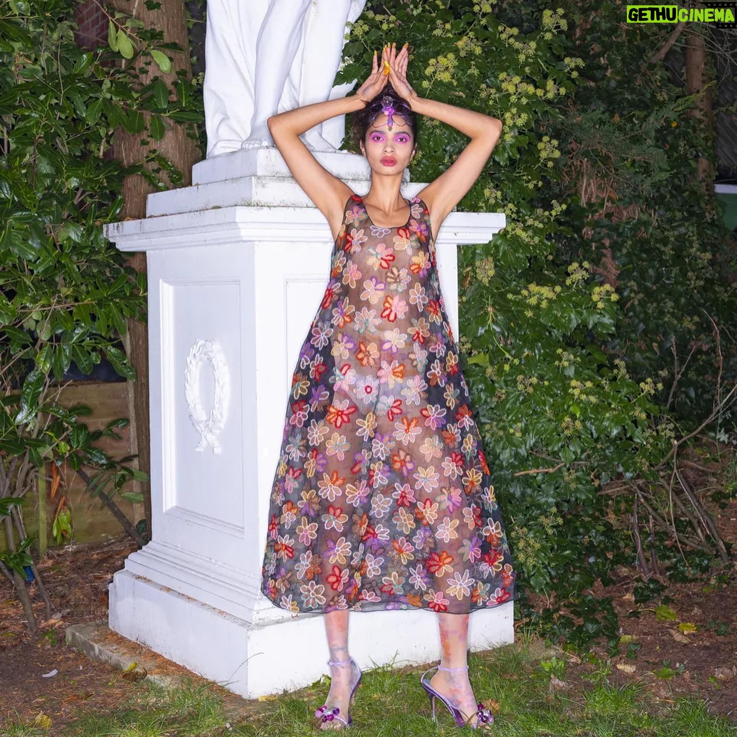 Thandiwe Newton - 4.5K Likes - I mean, hello Saturday! @ashish new collection has me creaming at the counter.
I’m sorry - HOW gorgeous are these looks? Where ARE we? Don’t you want to go there and dream the night away? Ahhhhhh.
And he’s the loveliest human. Always there for me - fashion-wise. And he gives no f**ks - his work is his art is his protest is his stream of consciousness is Ashish 🙏🏽
And we both live in Kilburn 😝 Hail up the #KilburnMassive #KilburnQueersForever
Hope you all get to daydream a little this weekend. Hang in there - “we’re all in the gutter, but some of us are looking at the stars” - I think that was Oscar Wilde …
X Thandiwe