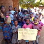 Thandiwe Newton Instagram - EVERY DAY this non-profit organisation assists teenage single mothers and their babies with food, nappies and formula. EVERY DAY their volunteers deal with queues of mothers needing assistance. Please help create hope for the young mothers and their babies in need. “You are worthy passion program” is dedicated to struggling child brides, teen moms, orphans and children that are desperately trying to make ends meet with the little they have; assessing their specific needs and filling it with food parcels, baby care items and toiletries wherever possible. Pray for this foundation, currently struggling to keep doors open. Their food account balance is low and the request for help keeps increasing. Every night young teen moms are going to bed hungry while breastfeeding. Please kindly donate any amount to support this warm-hearted campaign. Link for donation in bio x Thandiwe