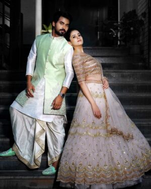 Thanuja Puttaswamy Instagram - We hope you guys have enjoyed the show! 
Loved, I ThankYou.♥️
Remember to take care and love yourself everyday 🌟 

Once again haPpY birthday @zeetelugu 
I’m always thankful to @chiiranjeevinartu sir😇 
.
.
.
.
.
.
.
.
.
.
.
.
.
Love with this outfit: @srisuvarnamandir ✨
PC: @poulino_pictures 😇
