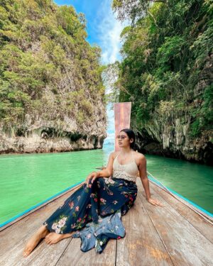 Tharshika Instagram - Scenic view 🤍

Krabi 📍 

#krabi #islandtour #hongisland #tharsika #vacation #thailand #traveltheworld
