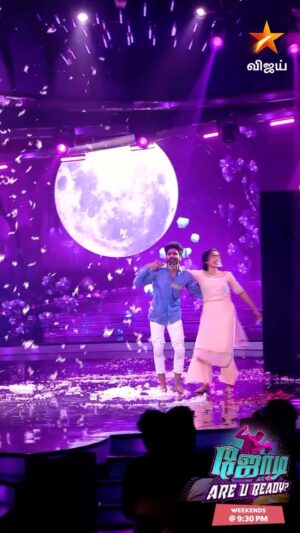 Tharshika Instagram - Mind Blowing Performance..💃✨#Tharshika & #Priyadharshan 🔥 | Jodi Are U Ready..💃🕺சனி மற்றும் ஞாயிறு இரவு 9.30 மணிக்கு நம்ம விஜய் டிவில.. #LetsDanceBuddy  #JodiAreUReady #Jodi