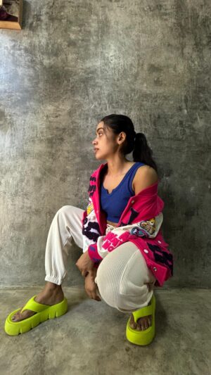 Tharshika Instagram - Vibe 🔥

#aavesham #réel #justbeingmyself #dance #fahadfazil #malayalam #malayalamcinema