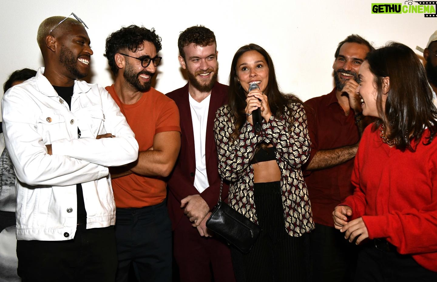 Thati Lopes Instagram - Dia 22 estreia nos cinemas CEDO DEMAIS com essa turminha boa 🧡 @raccordproducoes 📷 @granatocristina_