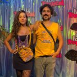 Thati Lopes Instagram - @foliatropical obrigada pelos ótimos momentos! Vlw @jaffersoares @rodrigorodriguesator O último vídeo que me emocionou demais! O amor de quem ama o carnaval. A saudade de quem nos ensinou a amar! Te amo @jujuneto e parabéns @eduardodlavor comemorando junto com a Viradouro. @georgesauma vivendo isso comigo. 🧡 @allureeventsatelier 😍