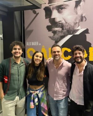 Thati Lopes Instagram - Junho foi tão legal que até entrei nessa trend. ( é trend q fala?)