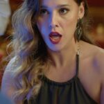Thati Lopes Instagram - Ideia de date: convida a pessoa pra ir na farmácia, deixa ela escolher o que quiser e paga tudo! ▶️ SUGAR DADDY