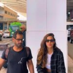 Thati Lopes Instagram - Oi Salvador 👋🏼 Cheguei com teu amigo @marcelohml