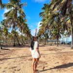 Thauny Raquel Instagram - Vibes Porto 🌴