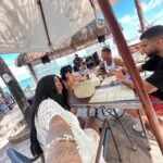 Thauny Raquel Instagram - Vibes Porto 🌴