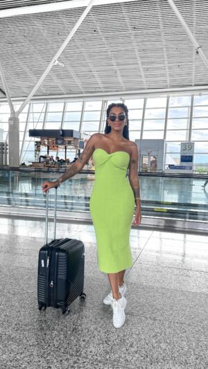 Thauny Raquel Instagram - Qual o destino? ✈️