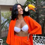 Thauny Raquel Instagram – Não importa quantas vezes eu vá na @psolemar é sempre mágico esse contato com os animais. 🧡 ja criei tanta intimidade que rafael(tucano) sempre me dá presentinho😂

EU AMO DEMAIS ESSE LUGAR! São tantos anos, tantas mudanças, tanta evolução… mas a essência permanece sempre a mesma. Eu sou fã! Obrigada por tudo que vocês me proporcionam 🧡

A última foto é muito especial pra mim 🖤
