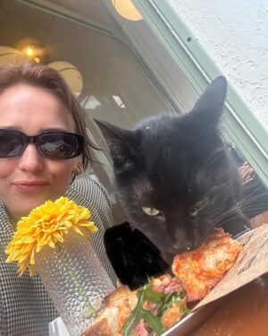 Theresa Frostad Eggesbø Instagram - Thank you @molahotel for hosting us. Thank you Türkiye for your hospitality, your cats, your people, your art, your music, your sun and your food. I will be back.