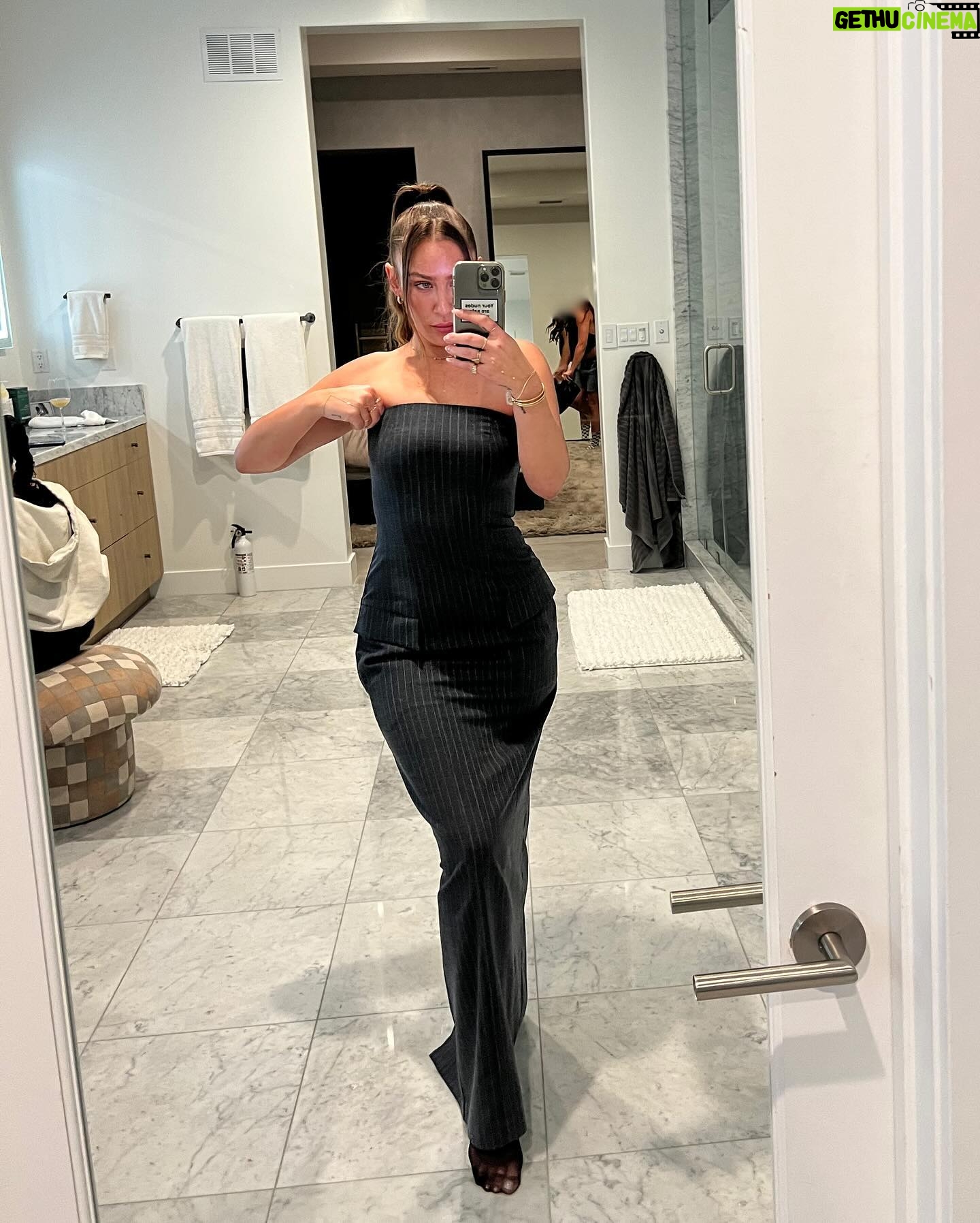 Theresa Marie Mingus Instagram - 🧚