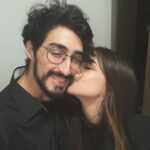 Thiessa Woinbackk Instagram - Hoje faz 1 ano de um amor que só cresce e se fortalece a cada dia. Neste último ano, vivemos momentos incríveis, rimos, choramos e construímos memórias que levarei para sempre no meu coração. Ser uma mulher trans e encontrar alguém que me ama exatamente como sou é raro, mas encontrei um lar em você. Obrigada por ser meu porto seguro. Que venham mto mais. Te amo mais do que palavras podem expressar! 💖