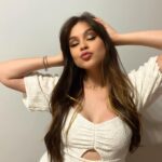 Thiessa Woinbackk Instagram - Feliz ano novo meus amores 🥹💕 que 2024 seja um ano incrível pra todos nós e que conquistemos nossos sonhos. 🥹💕