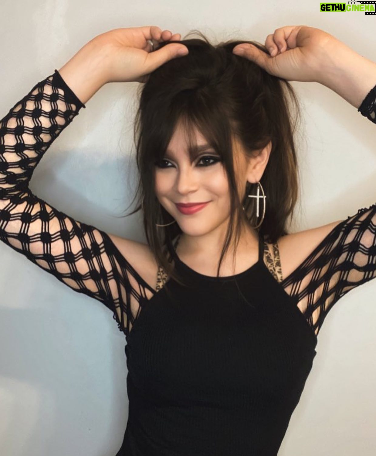 Thiessa Woinbackk Instagram - Ontem eu tava muito lindaaaaaa aaaaaaaaaaa 🥹