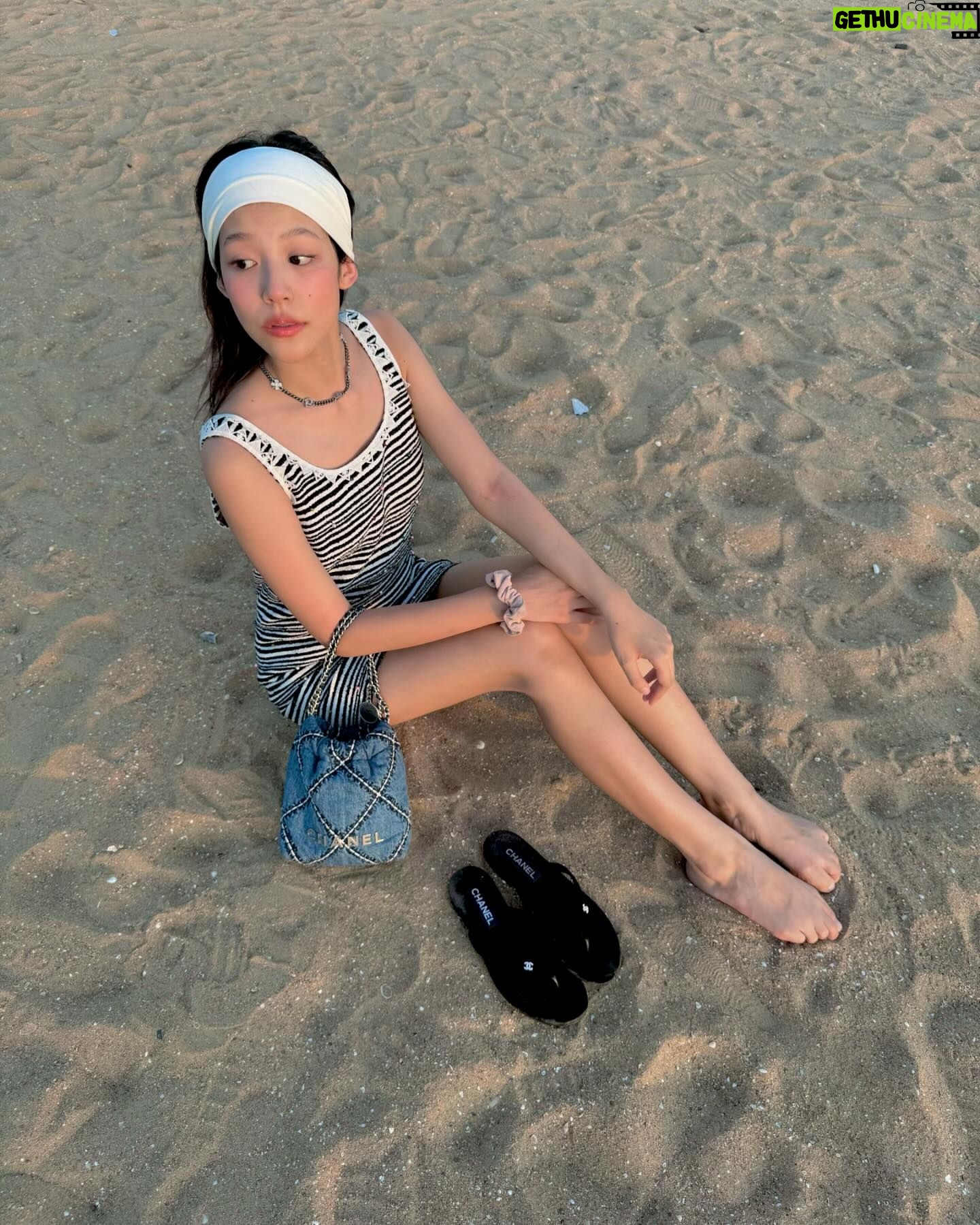 Thitiya Jirapornsilp Instagram - Sea always had me at helloπ§ββοΈπ
πͺΈπ π