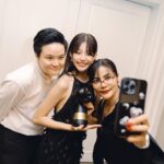 Thitiya Jirapornsilp Instagram - หลากหลายความรู้สึกมากอย่างแรกขอบคุณทางสมาคมผู้กำกับภาพยนตร์ไทยที่มอบรางวัลนี้ให้ใบปอนะคะ ขอบคุณ @gdh559 พี่โต้ง พี่วรรณ พี่แวว ที่เห็นอะไรในตัวหนูเชื่อใจให้หนูได้มาถ่ายทอดบทนี้ จนถึงตอนนี้ก็2ปีพอดีคิดถึงตอนออกกองมาก ขอบคุณเพื่อนๆทีมนักแสดง พี่ๆทีมงานที่มีส่วนเกี่ยวข้องทุกคน ที่ทำให้ยูกับมีและเธอกับฉันกับฉันออกมาสุดจะสมบูรณ์ หนังเรื่องนี้สอนอะไรหนูเยอะมาก เหมือนเป็นการเปิดโลกให้หนูได้ทำอะไรที่ไม่เคยทำ เปิดโอกาสให้หนูได้ทำอะไรอีกหลายๆอย่าง เป็นก้าวแรกในวงการที่ดีมากๆ จะพัฒนาตัวเองทั้งในฐานะนักแสดงและใบปอต่อไปค่ะ❤️❤️❤️