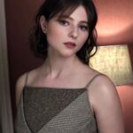 Thomasin McKenzie Instagram - Press day for Eileen 🖤❄️ so grateful to be back promoting a film I’m insanely proud of @neonrated @carlosferraz_ @babskymakeup @thomascarterphillips #eileen