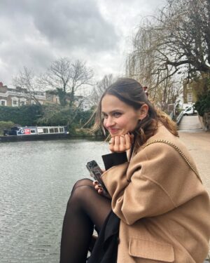Thomasin McKenzie Instagram - So cute wtf @clararugaard