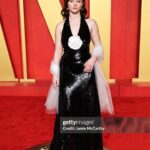 Thomasin McKenzie Instagram - Thank you @vanityfair for having me at your Oscars celebration and @rodarte for such a stunning gown, I felt so special 🥰 It was an unforgettable evening ⭐️