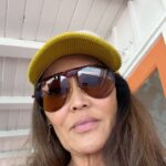Tia Carrere Instagram - Congratulations to 2024 Grand Marshal for @cityofcarsonca #filipino Independence Day @apldeap Celebrated with a visit to the famed @kingshawaiian @kingshawaiianbakery and heard @daniel_ho_creations on the speakers 😊🤙🏾🏝️#aapi @jtedibenito