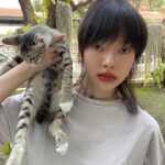 Ticha Wongtipkanon Instagram – Even though it’s a bad day, we both still look good bro.🐾