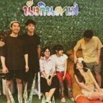 Ticha Wongtipkanon Instagram – สิ่งที่ชอบมากๆเวลาออกไปกับญาติผู้ใหญ่..
ก็คือ…พวกเขาจะขอให้พวกเราถ่ายรูปคู่กับทุกอย่างเลยค่ะ…😂