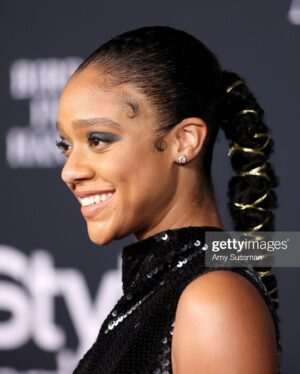 Tiffany Boone Instagram - Had a beautiful night at the #instyleawards wearing custom @lafayette148ny 
Hair: @marciahamilton 
Makeup: @tashareikobrown 
Styling: @petraflannery