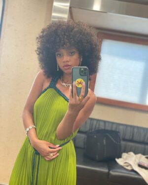 Tiffany Boone Instagram - I am notoriously bad at taking pics on set except for in my trailer 🙈 Bye, Roxy. Thanks for all the good hair, makeup and fits 😝 #HuntersTV out now!