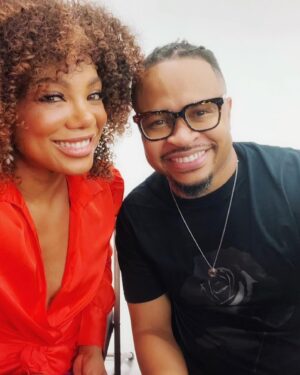 Tiffany Hines Instagram - #instagramvsreality Never a dull moment wit @vududaddy If being goofballs was an Olympic sport we’d take the gold! 🫶🏽😜❤️