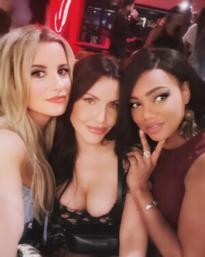 Tiffany Hines Instagram - Girls night w @laurentpacheco n @gocindyperez ayyyyy! #cametoslay at @hotelziggy #hotelziggy #losangeles #girlsnight