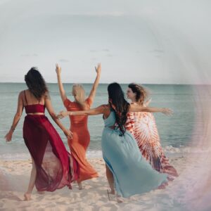 Tiffany Panhilason Instagram - Join in conscious community. Honoring the power of the elements, we will connect with Grandmother Cacao, dance in ceremony with movement, somatic breathwork & soundhealing.⁣ ✨
⁣
Welcome: the energy of collective unity.⁣ 🕊️
⁣
Welcome: reverence for our Mother planet and all she provides so abundantly.⁣ 🌱 
⁣
Welcome: alchemy of the medicines within and all around.⁣ 🌀
⁣
Come.⁣
⁣
Be.⁣
⁣
What ancestral wisdoms dance here with you and with me?⁣ 🌹
⁣
✧ WHOLE-BEING ACTIVATION 

✧ TUESDAY ✧ AUGUST 22⁣
⁣
⤐ 6:30 | ROOT | Opening Cacao Unification Ceremony with Florencia Fridman⁣ @florencia.fridman @cacaolaboratory 🤎. 
⁣
⤐ 7:15 | EXPAND | THE DANCE: Embodiment warmup   live DJ journey with resident guide DRĖĖĖMY⁣ @dreeemy @thedance.earth @collective.bae 🪘. 
⁣
⤐ 8:45 | ELEVATE | THE DANCE: journey with special guest DJ OVEOUS who is not your typical DJ... His live sets at experiences around the globe showcase his skill as a poet, singer and producer - a guide of conscious and intentional dance floors unlike any other @oveous ⚡️.⁣ 
⁣
⤐ 10:15 | INTEGRATE | Quantum Sound Journey with One Frequency⁣ @weareonefrequency ❤️‍🔥. 
⁣
⤐ 11:00| GROUND | Closing Ceremony⁣ 🐆. 
⁣
✧ The RENEWAL LOUNGE will also feature body work, massage,   a 15 min complimentary well-being experience from our family from OYA New Earth, offering special and unique activations of powerful healing technologies. Learn more about Oya health scanner complementary offering⁣ @oya_newearth 🌍. 
⁣
The Renewal lounge will will provide nourishing offerings - tea and botanical refreshment with AMBROSIA ELIXIRS @ambrosia_elixirs 🪷- CACAO LAB @cacaolaboratory and structured LIVING WATER 💎. 

Light link in bio 🌹 See you @99scott_ soul fam 🦅.

#love #consciousness #wellnessjourney #embodiment #cacaoceremony #breathwork #soundbath #consciouscommunity #movementismedicine #elixirs #ancestralwisdom #somatichealing