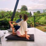 Tiffany Alvord Instagram - 💕 This villa was an absolute dream 😍 I highly recommend it to anyone visiting La Fortuna, CR! @ikigaiarenal ✨ The volcano view is so breathtaking (especially at sunset.) 🥺 They also have a “Chefs Experience” where a private chef came and cooked a 3 course breakfast which was phenomenal & completely elevated the whole stay. It felt so surreal, and so relaxing! A few times I wanted to cry in gratitude for the flawless moments of stillness; with the sun setting, the wonderful food, jam sesh, morning yoga, and of course the amazing company. My heart is full. 🥰 Side-note: There’s also a hot tub, fire pit, and projector; need I say more 🫶 #speechless