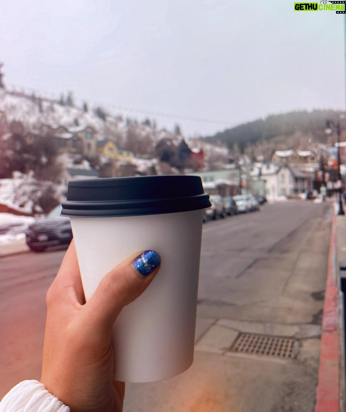 Tiffany Alvord Instagram - 🎶 Ain’t no mountain high enough 🏔️✨🥰 I had fun lil weekend trip with family and my long lost bestie.. who left me for Nashville 🤪 (I like giving her a hard time about it). Maybe we can peer pressure her back to LA 🤣 I was feeling quite overwhelmed the week prior with too much to do, tasks stacked so high and anxiety to meet it; so it was overall a perfect lil recharge & reset. 🙏