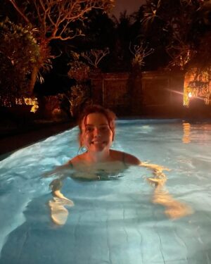 Tiffany Alvord Instagram - ✨ Night swimsss   water-body dysmorphia 🙈 // Swipe for an UNEXPECTED surprise & TELL ME ITS NOT THE SAME 😅 Okay have a great day or night swim wherever you are. 🌙 

Side note: When in doubt say yes. The night swim was almost a no, but then we said heck, why not, and it was the sprinkles on top of a beautiful evening!