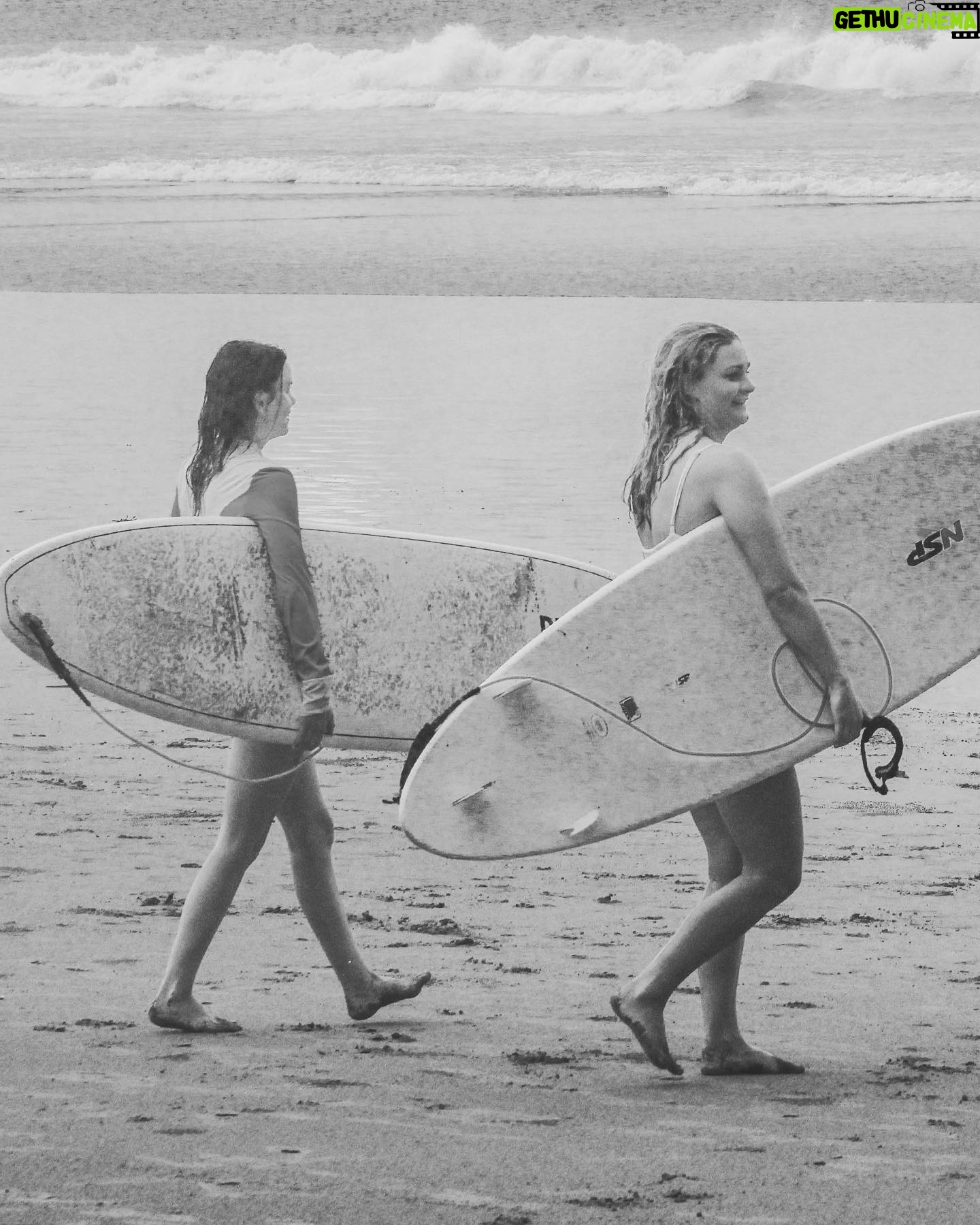 Tiffany Alvord Instagram - 🤯 Crazy that Surf Illustrated called wanting to use these shots for their next cover!! 🤪 ..okay jk, fine that was just a dream.. but also this was the dream squad. 🥰 ✨ Miss my surf girlies & Bali! ❤️ Also love that they had photographers for the trip cause it made it feel so official! @lapointcamps - NEW DREAM: I wanna be on wanna those Australian or British random surf series where they go to compete but then get distracted by petty drama. 😂🥹