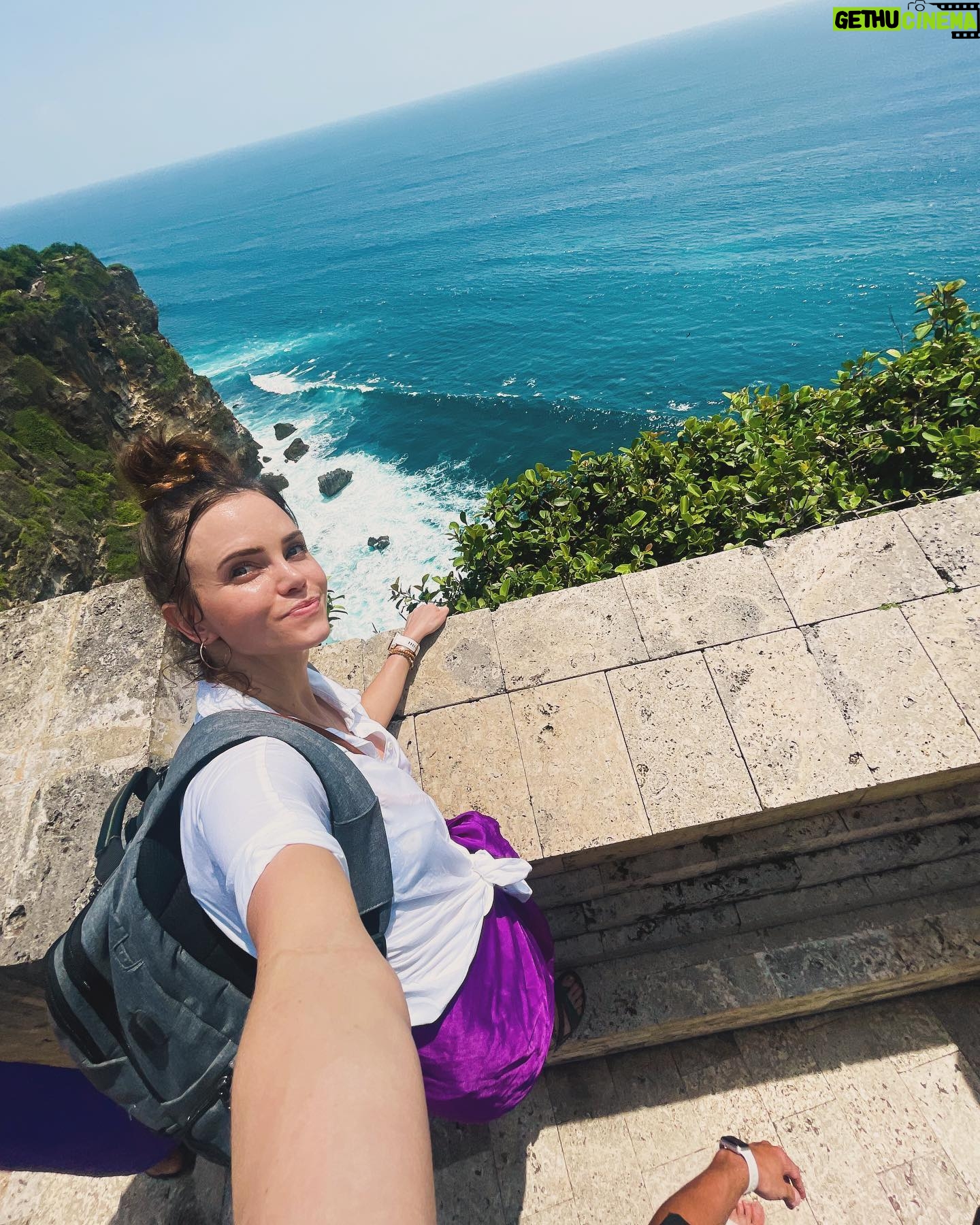 Tiffany Alvord Instagram - π₯Ί This was such a beautiful temple! The coast view was insane!! This is also where a monkey stole my phone (and an employee retrieved it ππ). I highly recommend for anyone visiting Bali! π π₯ If you see slide 4 this was them bargaining to get a guys glasses back. π Legit within ten minutes the monkeys stole 3 separate peopleβs glasses OFF THEIR FACES while they were taking pictures haha. The monkeys were savage! All in all such a cool experience!!
