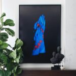 Tiffany Brooks Instagram - One of my #favoriteclients & one of my #favoritespaces 💙🖤 . . . #throwback #blackandblueinterior #interiordesigninspo #chicagointeriordesign #livingroom #chicago #westloop