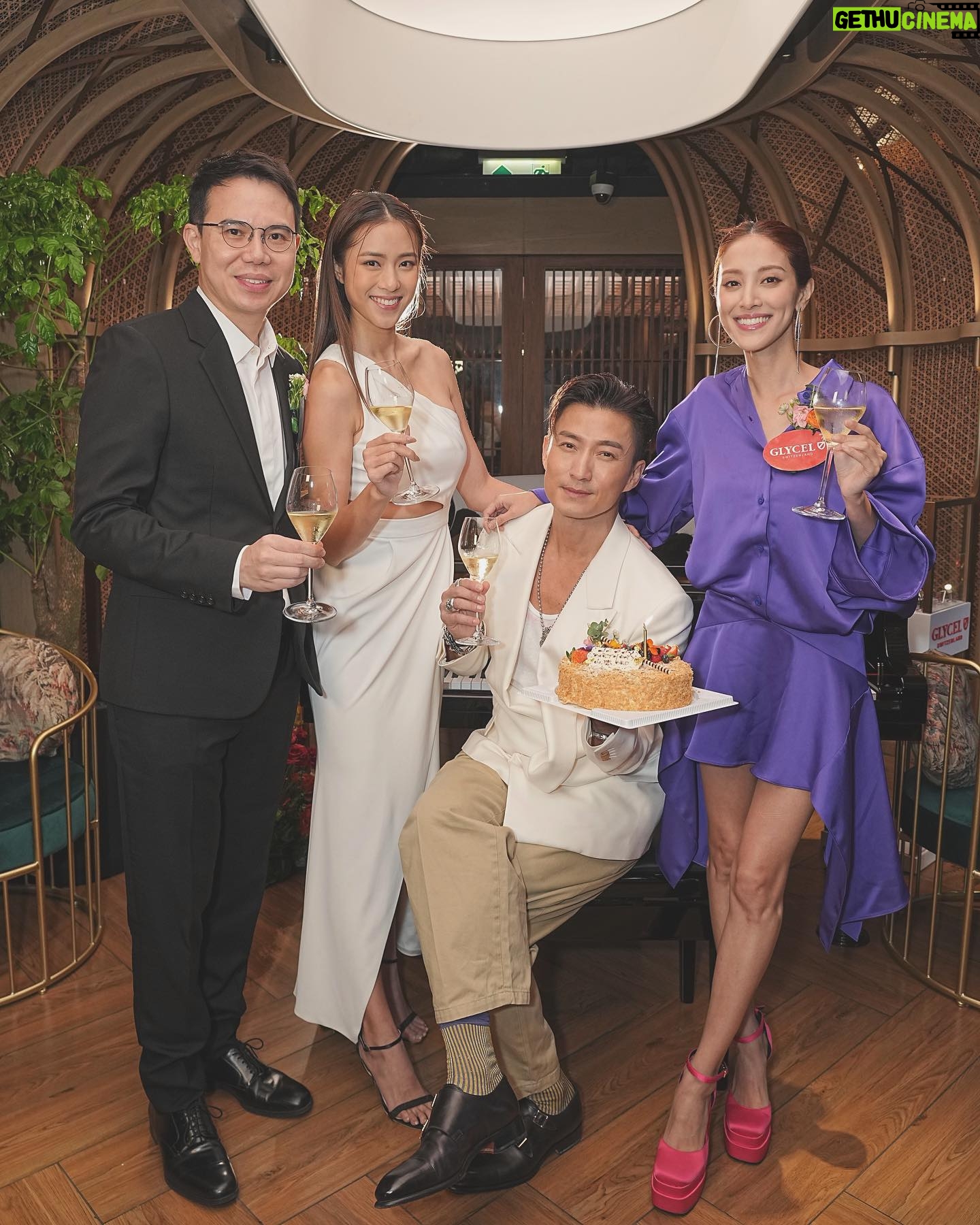 Tiffany Lau Instagram - i was invited to Glycel’s launch party and had sooo much fun!!! ✨ i was stunned that they’ve created a 6D magic mask, to add into their collection of already amazing products, to help keep our skin lookin good!!! 😍 i can’t wait for you all to get to try it! 🥰 #6Dmagicmask #6D魔法水彈肌 #Gpowerlift離子射頻緊膚儀 #DazzlingSwitzerland #GLYCEL #瑞士肌膚細胞再生專家