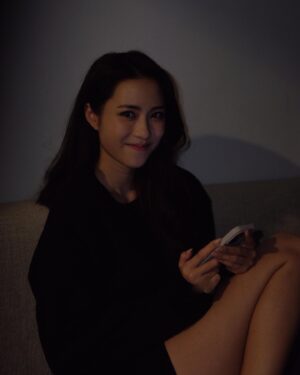 Tiffany Lau Instagram - unwinding with some music before bed 😌 what’s some of your fave songs recently? 🥰🎶