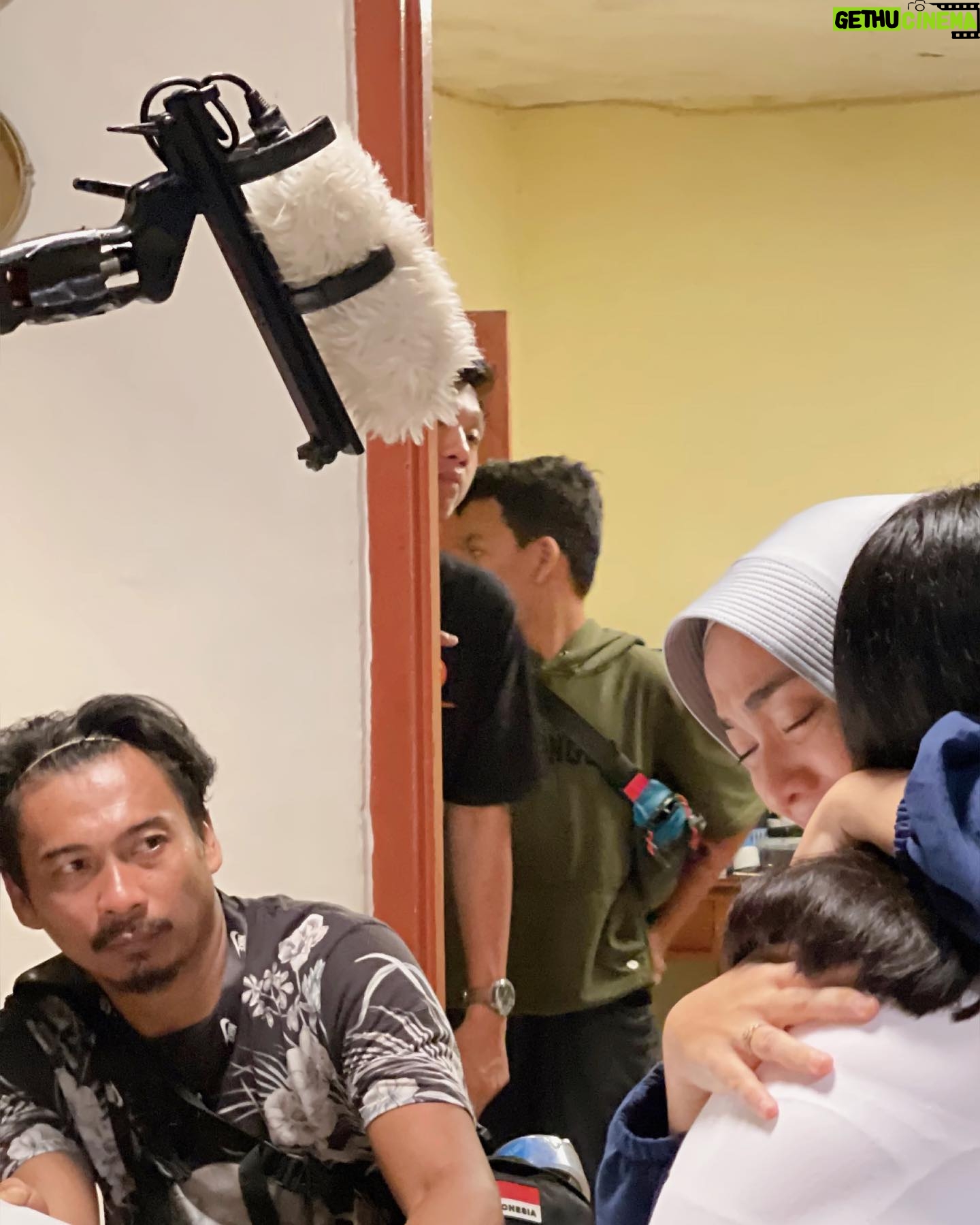 Tika Bravani - 3.7K Likes - Dibalik adegan yang huhuhu ada mas mas yang 😐
@1000detiksatucahayaofficial
