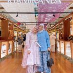 Tika Bravani Instagram - Alhamdulillaah, seneng banget bisa jadi bagian dari perjalanan Minang Dekade uni @riamiranda .. sukses selalu dan semoga semakin berkah yaa🥹💜 Buat teman2 yang di Jakarta, jangan lupa yaa ke Minang Dekade Exhibition di atrium PIM 2 tanggal 13-19 Februari 2023.. @inforiamiranda