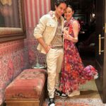 Tiler Peck Instagram - Night out at the @esteelauder x Sabyasachi event 🩷 What a perfect way to celebrate the start of spring with lipstick and flowers! #EsteeLauderxSabyasachi #EsteeLauder #Sabyasachi #DateNight #GRWM #Lipstick #wcw