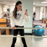 Tiler Peck Instagram – Just like that, we’re back on pointe!
It’s taken a lot to get me to this moment and I’m so happy with the progress I’ve made to help get me back in rehearsals tomorrow
Here’s what we did to get me back on pointe:
1) Toe taps
2) Stretching and feeling the arch of the foot on the ball
3) Rocking and walking while sitting on the yoga ball to increase range of pointe
4) Going on pointe on the reformer with springs to slowly add weight
5) On pointe with full body weight!
#Ballet #Ballerina #Pointe #OnPointe #PointeShoes #Recovery #FootInjury #Physical Therapy #BallerinasOfIG