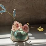 Tillotama Shome Instagram – A mini flower arrangement with coloured beeswax.
Loving this
Thanks for the beeswax @bloontoys . Any other colours available:-))?