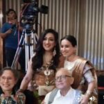 Tillotama Shome Instagram – Thank you @t2telegraph for honouring me with the #sheawards along with such incredible women. 
Srabani Sarkar Neogi (Social Work), Lorraine Mirza (Education), Anita Agnihotri (Literature), Priti Sureka (Business Leadership), Priyanka Raja (Lifestyle Entrepreneur), Kheyali Dastidar (Theatre), Priti Patel (Dance), Ruby Pal Choudhuri (She for Bengal), Iman Chakraborty (Music) and Dola Banerjee (Sports). 
I am so encouraged to dig deeper.
The evening was unforgettable for me as my parents were there with me. They are my biggest cheerleaders, awards or no awards, from my Delhi theatre days to now. Overcoming life threatening illnesses, my life givers were by my side and beaming.
@priyankaroy270609 from the Telegraph took such good care of them. I later found out that she has lost both her parents. I was so moved by her.
To get the warmest hugs and love from the powerful  sisterhood of the Bengali film industry @rituparnaspeaks @mimichakraborty @yourkoel @iman_chakraborty ALL in one evening was a full heart squeeze ❤️❤️. 
Saree @dressfolk 
HMU @nooralambabai 
Jewellery @e3kjewelry . 
Photos by the most youthful @rashu.peace who has been with Telegraph since 1975 !!!
P.s: ma has saved the newspaper as per usual.