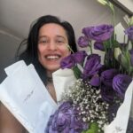 Tillotama Shome Instagram - Happy Sunday All!! Eustomas and Hydrangea love for the week to come from @theflowershop.one A broken Eustomas for a shot of love.