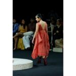 Tillotama Shome Instagram - Voices of Urvashi Kaur A bunch of us came together  to celebrate 15 years of @urvashikaur   Like a flash of lightning Urvashi came into my life and then stayed.Far beyond the fashion world we found common ground with our fathers being in the armed forces and the life of constant moving and adapting. She trained in fashion in France. Her Nani is Prabhjot kaur , a renowned Punjabi poet , one of the literary greats of our country. Her first book was published in 1940 , at the age of 16. And her Nana , Narender pal singh was also a leading Punjabi novelist . He also published a bi monthly magazine called byword on international relations. Her mother is a wonderful artist , speaks fluent French and has navigated many adventures as she was a formidable partner to, Urvashi's Father, who is a Former chief of the army staff of India. So you can well imagine my curiosity about every member of this gharana and their incredible stories!!! Meeting them numerous times made me understand Urvashi and over time we became friends. I wore her clothes often. Instagram followers, my viability in the industry, lack of work, PR...none of it mattered to her. So when she called, I showed UP.  We were later asked about inclusivity, sustainability etc etc... These words require a certain way of thinking, that can't be conveniently put up right before a fashion show. They need to be cultivated over time, in how you treat people and things.  Urvashi is an energetic, tidal wave of talent and warmth that values people above all. The people who came together are people who like HER. Her clothes are non confirming and construct defying. We were dressed in what felt comfortable to each of us. During rehearsals Urvashi said:" You just be you. You don't feel like walking- sit, you want to take off your shoes, do it. " I took off the heels and wore my trusted boots . Bahut maza aaya with old friends and new to the beat of music by M Dubois!! You are amazing Urvashi. @lakmefashionwk @lakmeindia @nexaexperience @fdciofficial @r1se @reliancebrandsltd @jrmellocastro @eshwarlog @lubna.adam @martinduboismdub @dhfranklin @delnazd #UrvashiKaur #LakméFashionWeekxFDCI #LakméFashionWeek #LFWxFDC