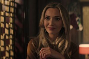 Tilly Keeper Instagram - Lady Phoebe 🍸
@younetflix